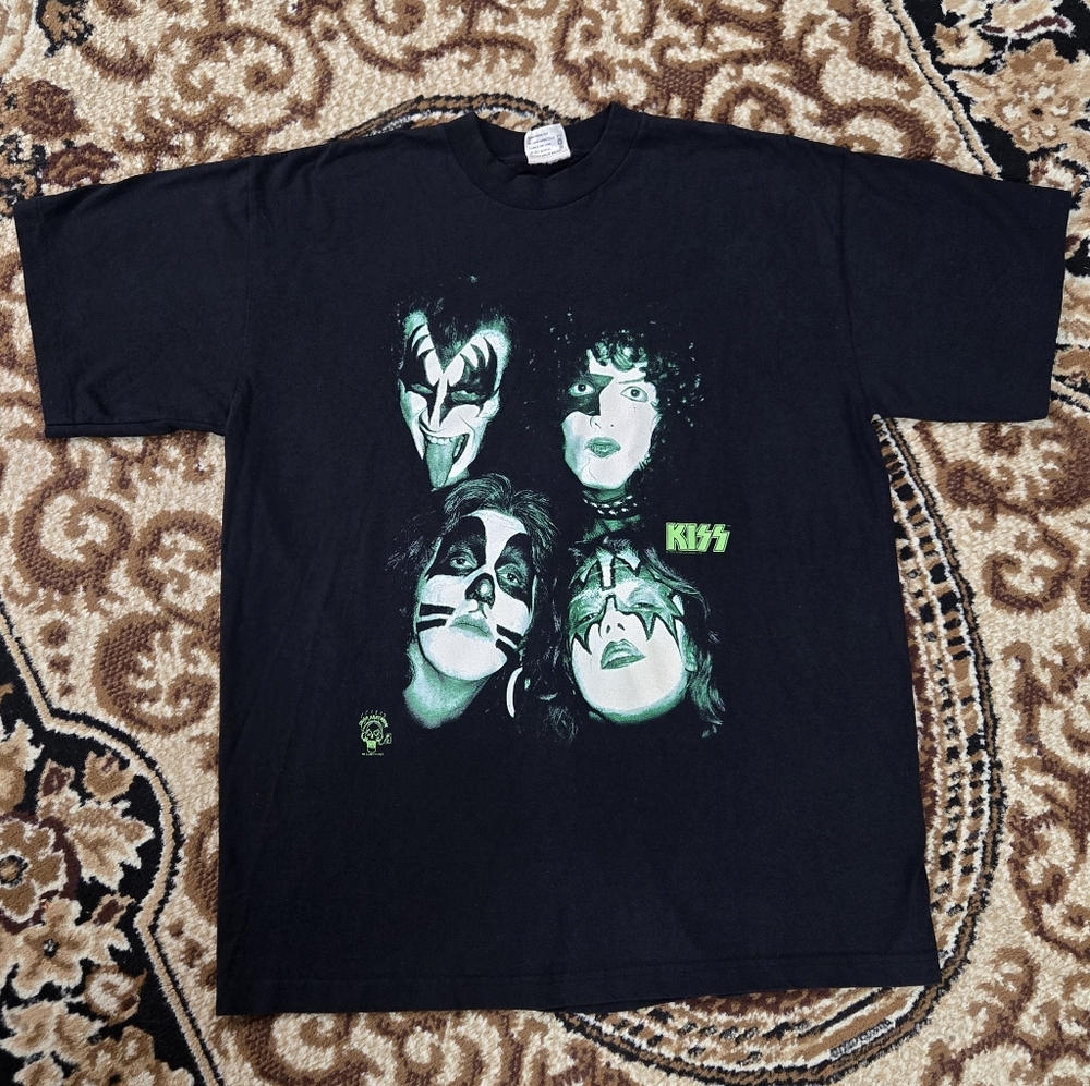 KISS Glow-in-the-dark RARE Rock Band Tee Tour T-Shirt 1996 Vintage 90s 1990 XL